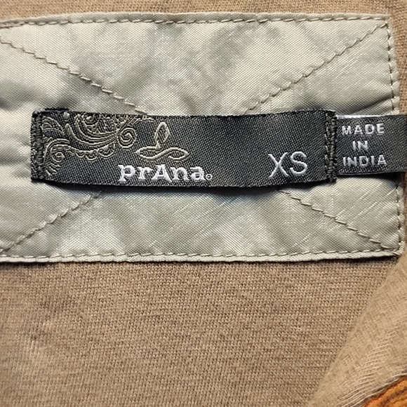 Prana Womens Plaid Corduroy Finnegan Top in Sunried - Size XS - Picture 6 of 7